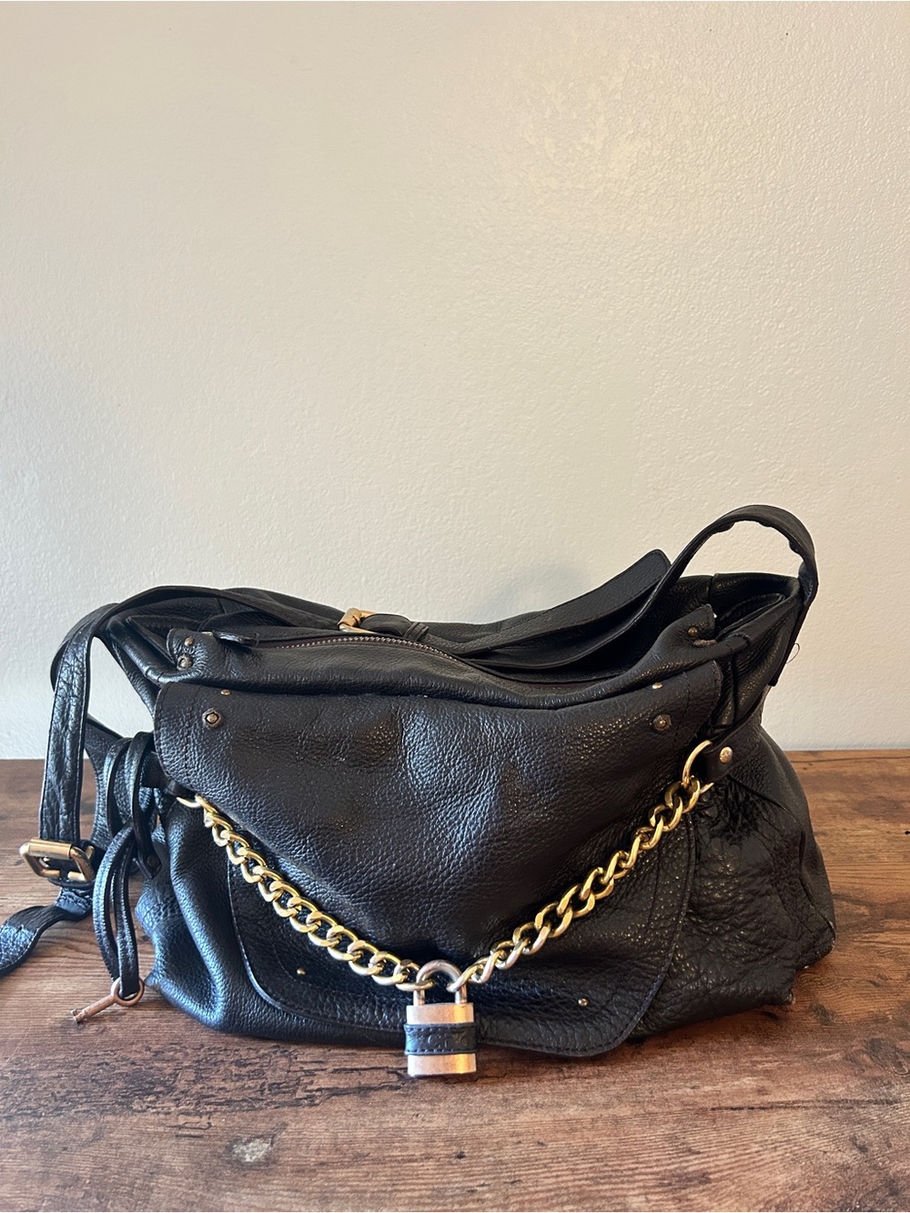2007 Chloe Brown Leather Hobo Bag with Gold Chain/ Lock and Key Accent - Picture 2 of 8